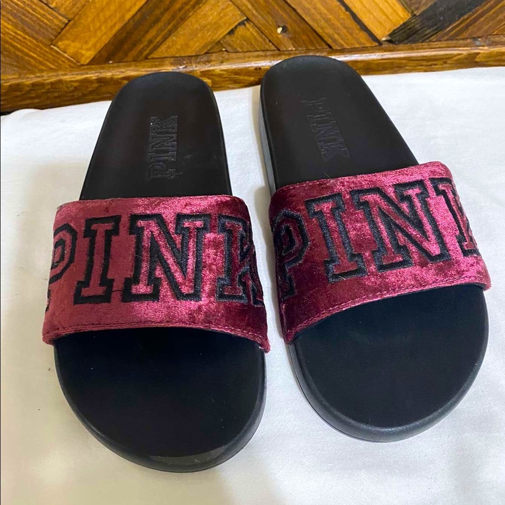 Velvet PINK slides